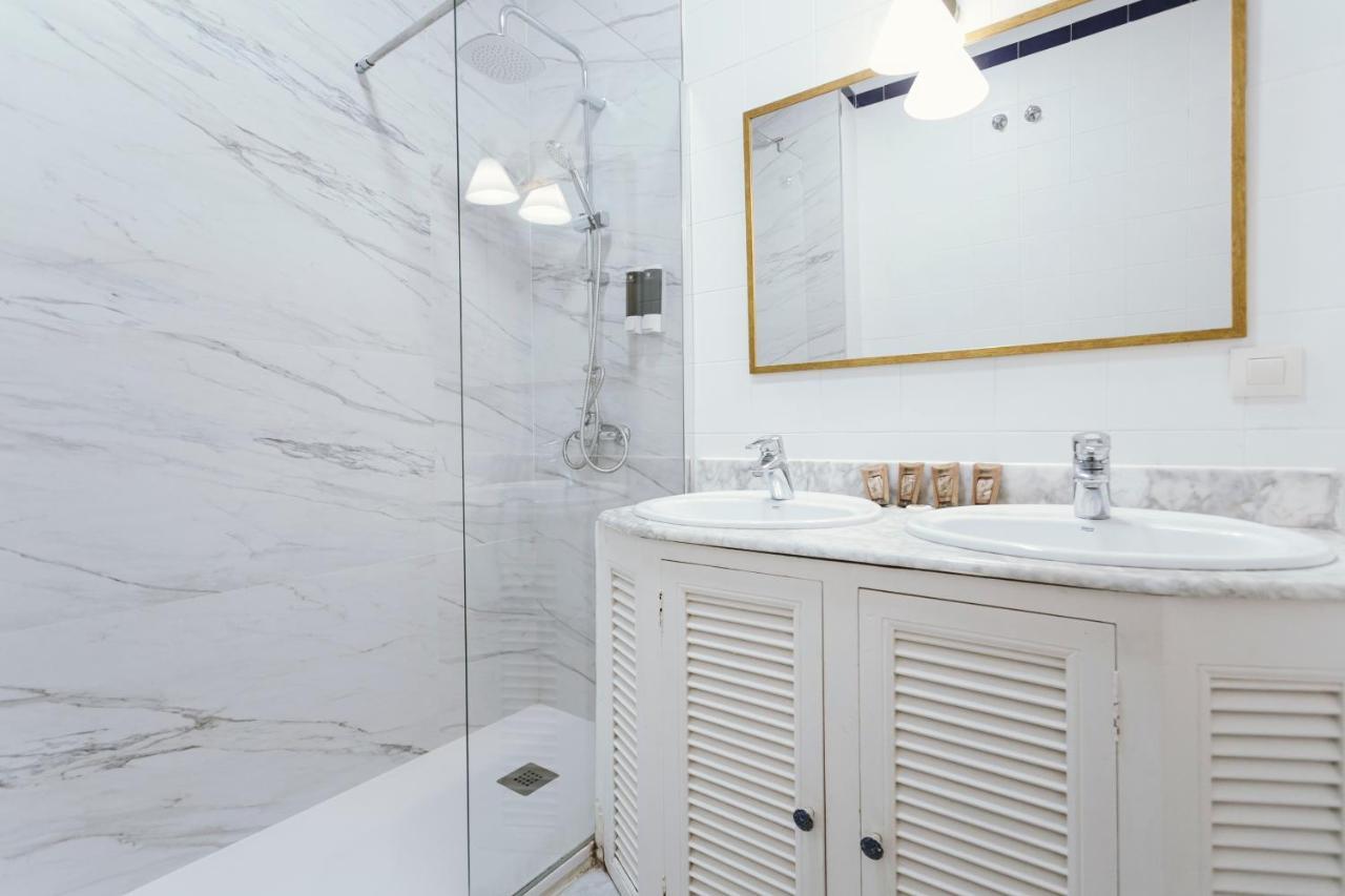 Apartment Bright And Cozy-1bd 1bth & 2bd 1bth- La Giralda Sevilla